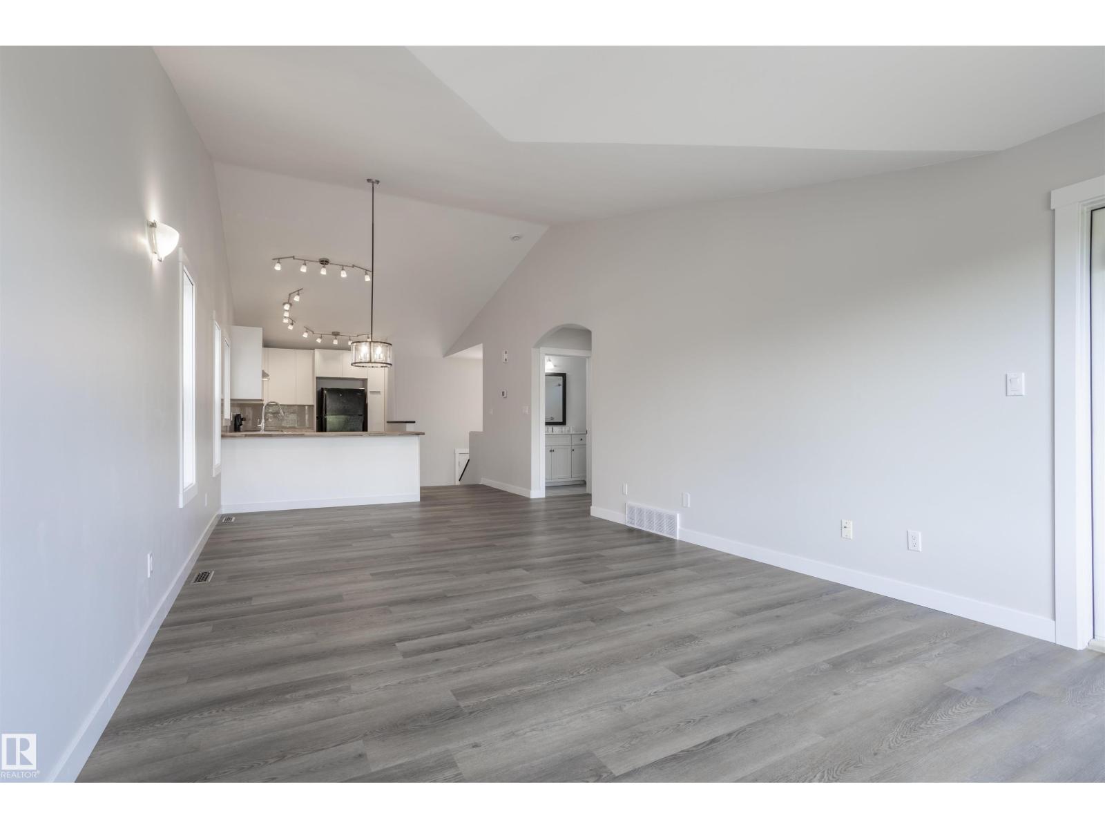 738 Kananaskis Dr, Devon, Alberta  T9G 2G7 - Photo 11 - E4490001