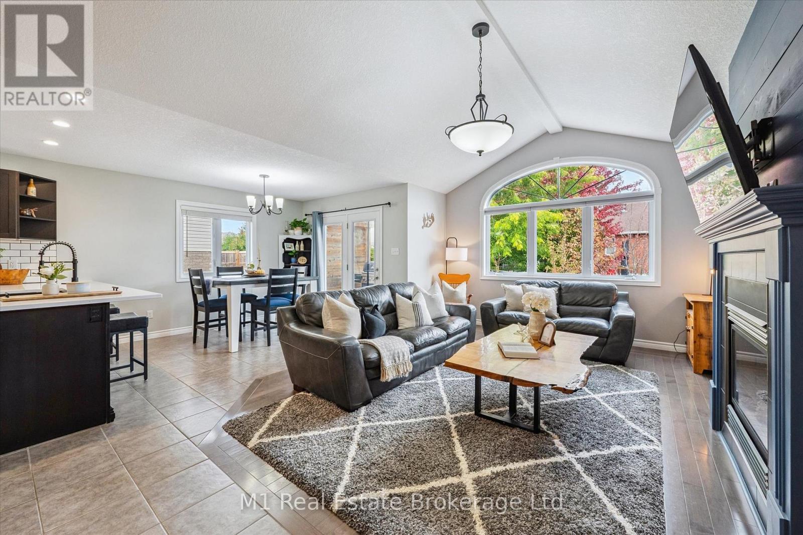 79 Spencer Drive, Centre Wellington, Ontario  N0B 1S0 - Photo 2 - X13175630