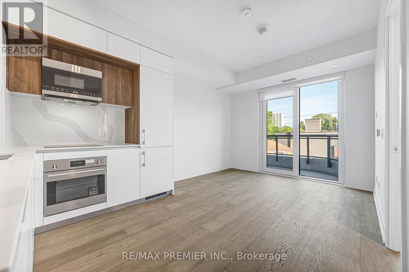 304 - 322 Dupont Street, Toronto, Ontario  M9R 1V9 - Photo 16 - C12951664