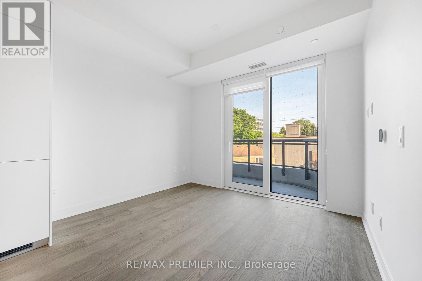 304 - 322 Dupont Street, Toronto, Ontario  M9R 1V9 - Photo 25 - C12951664