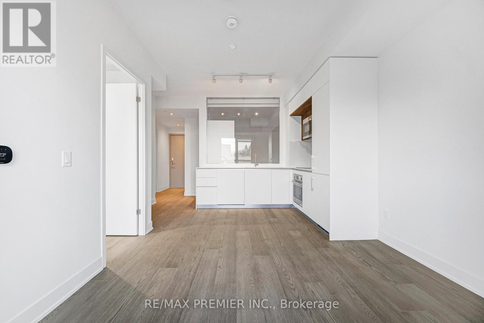304 - 322 Dupont Street, Toronto, Ontario  M9R 1V9 - Photo 26 - C12951664