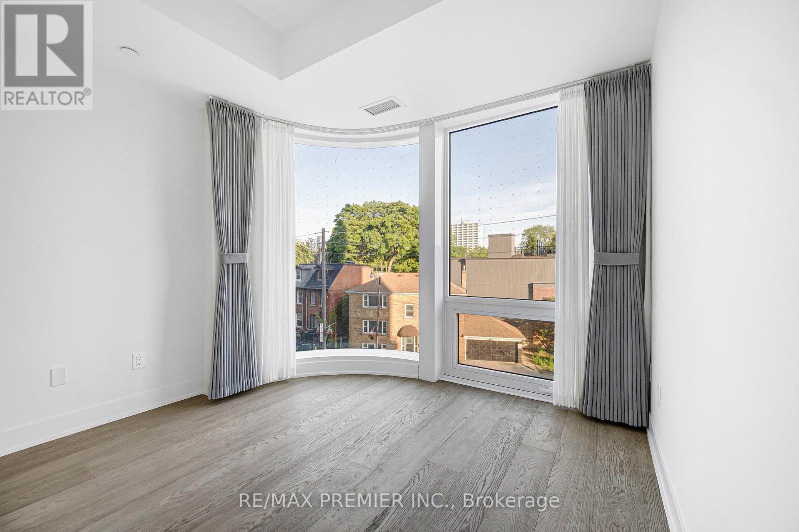 304 - 322 Dupont Street, Toronto, Ontario  M9R 1V9 - Photo 34 - C12951664