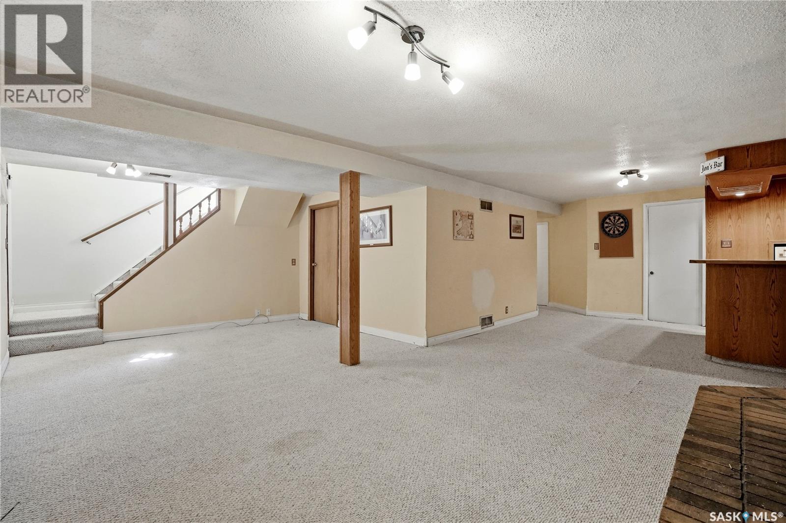 1009 Corman Crescent, Moose Jaw, Saskatchewan  S6H 6V5 - Photo 30 - SK037110