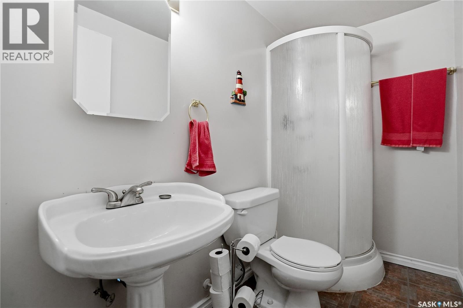 1009 Corman Crescent, Moose Jaw, Saskatchewan  S6H 6V5 - Photo 38 - SK037110
