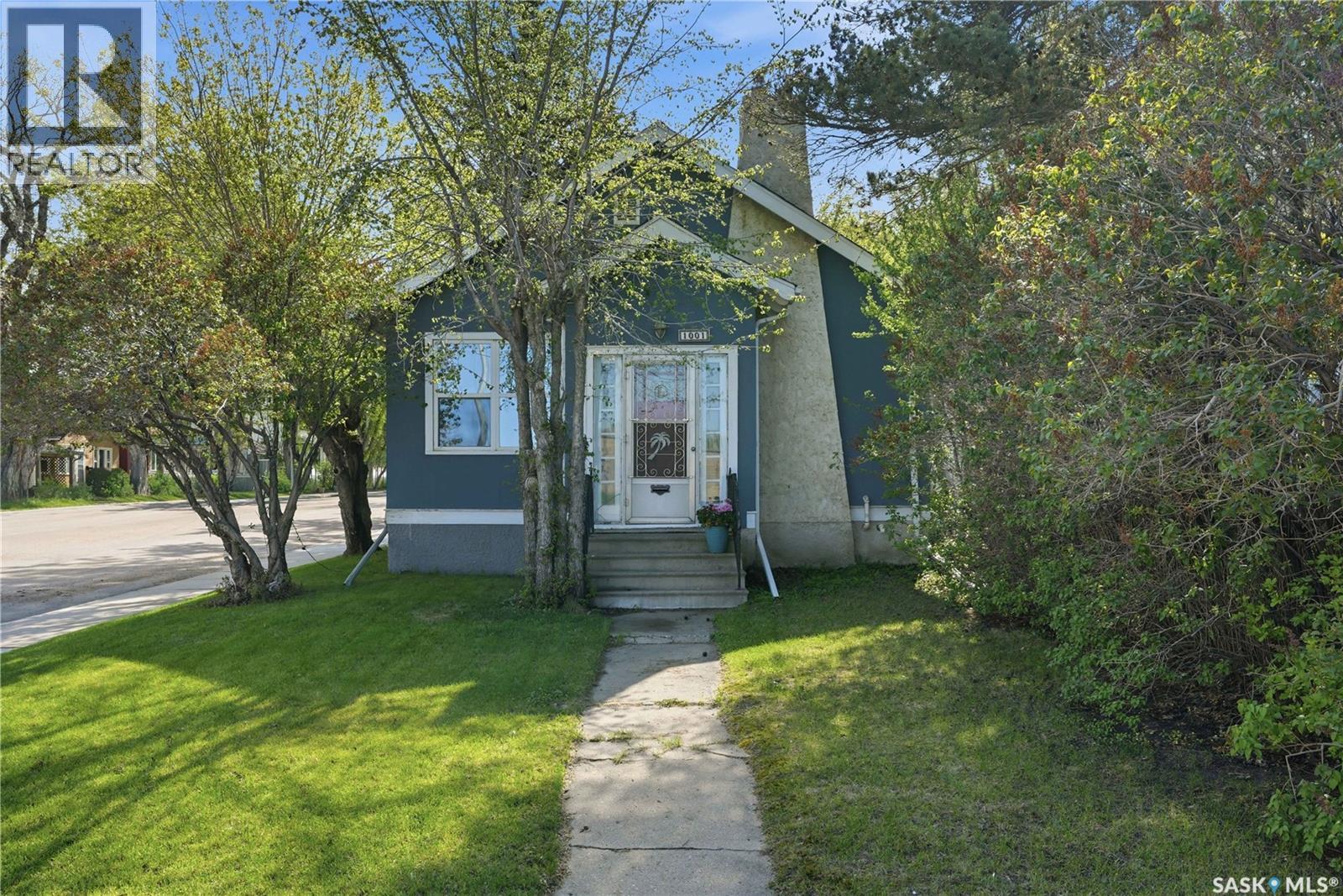 1001 Lorne Avenue, Saskatoon, Saskatchewan  S7N 0X5 - Photo 1 - SK037094