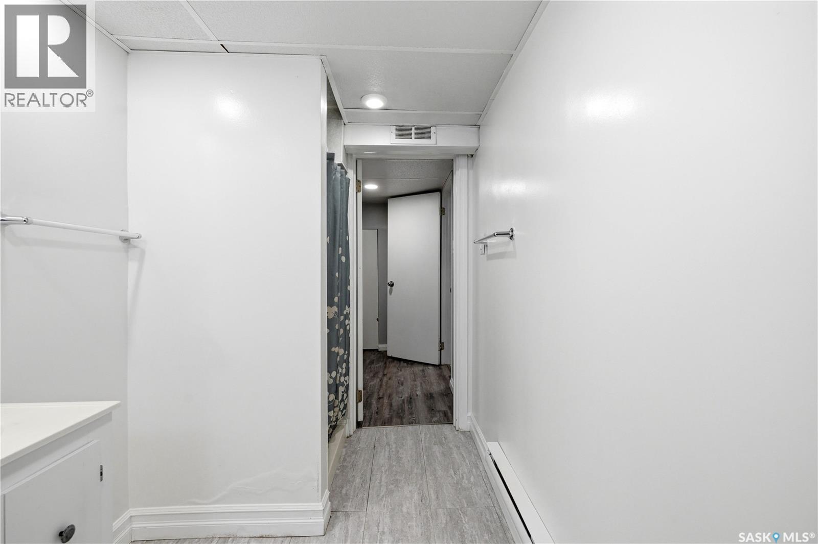 1001 Lorne Avenue, Saskatoon, Saskatchewan  S7N 0X5 - Photo 40 - SK037094