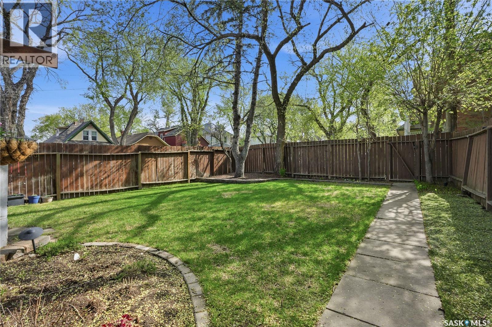 1001 Lorne Avenue, Saskatoon, Saskatchewan  S7N 0X5 - Photo 48 - SK037094