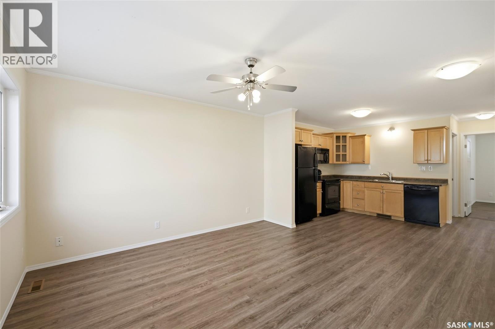 703 1022 Hampton Circle, Saskatoon, Saskatchewan  S7R 0K3 - Photo 10 - SK037090