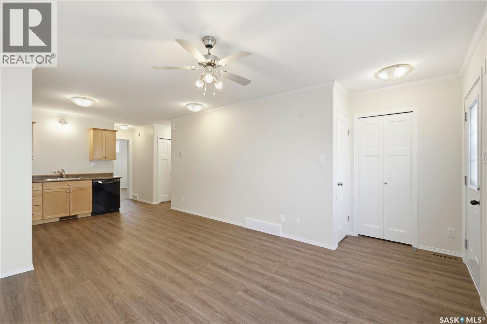 703 1022 Hampton Circle, Saskatoon, Saskatchewan  S7R 0K3 - Photo 11 - SK037090