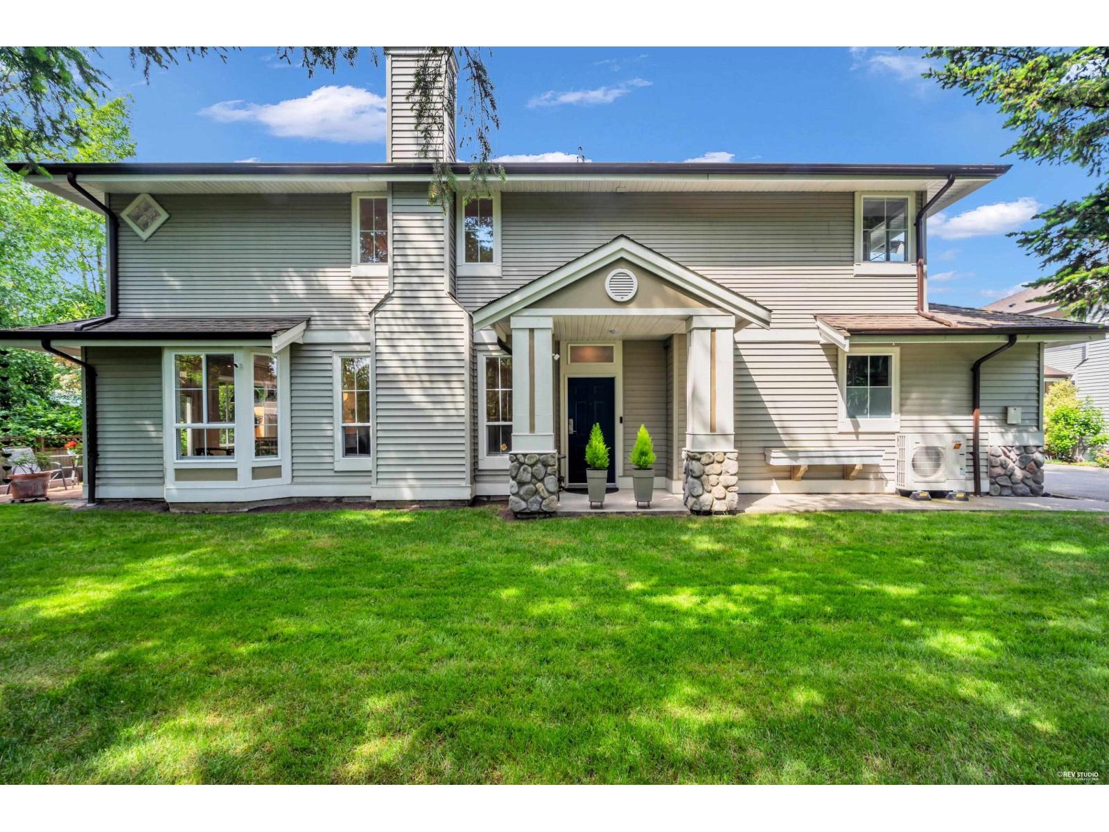 18 6950 120 Street, Surrey, British Columbia  V3W 3M7 - Photo 2 - R3128032