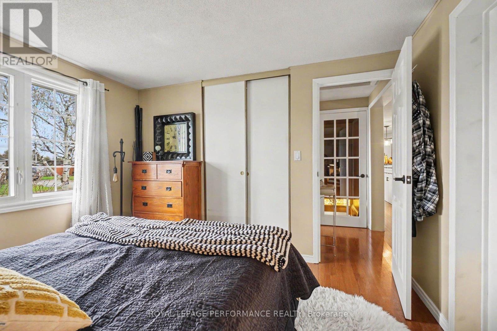 1497 Blackheath Street, Ottawa, Ontario  K1E 1K6 - Photo 18 - X13090026