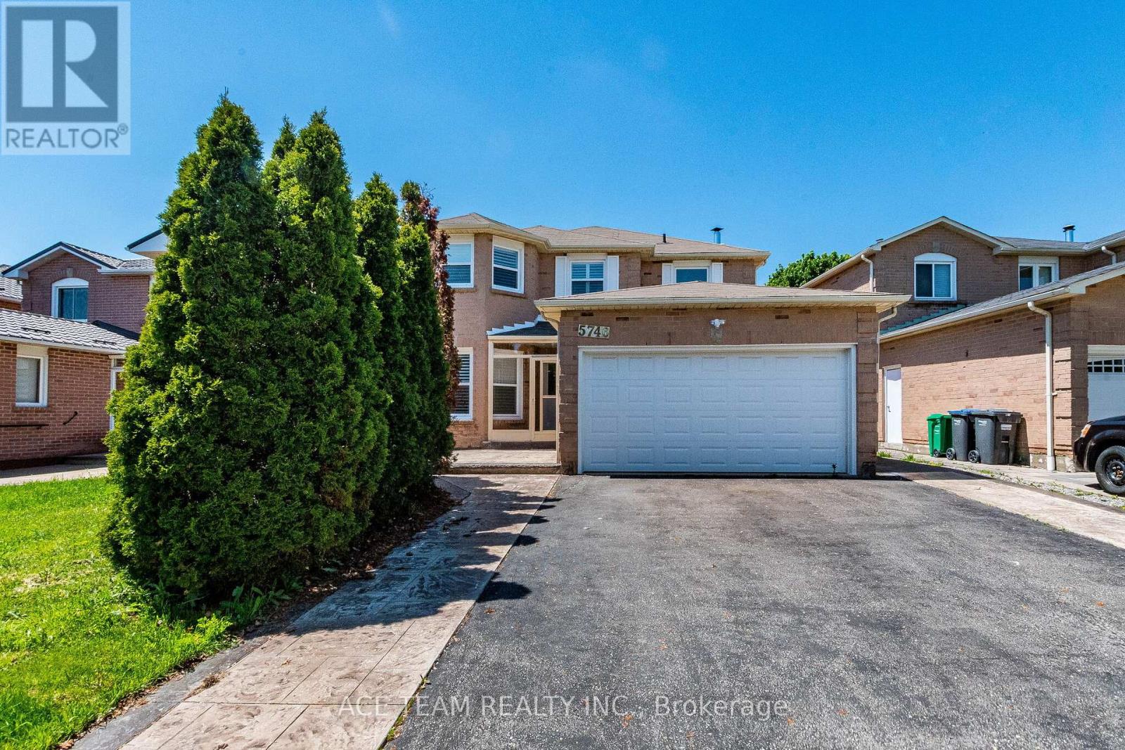 5740 INVERGORDON LANE, Mississauga, Ontario