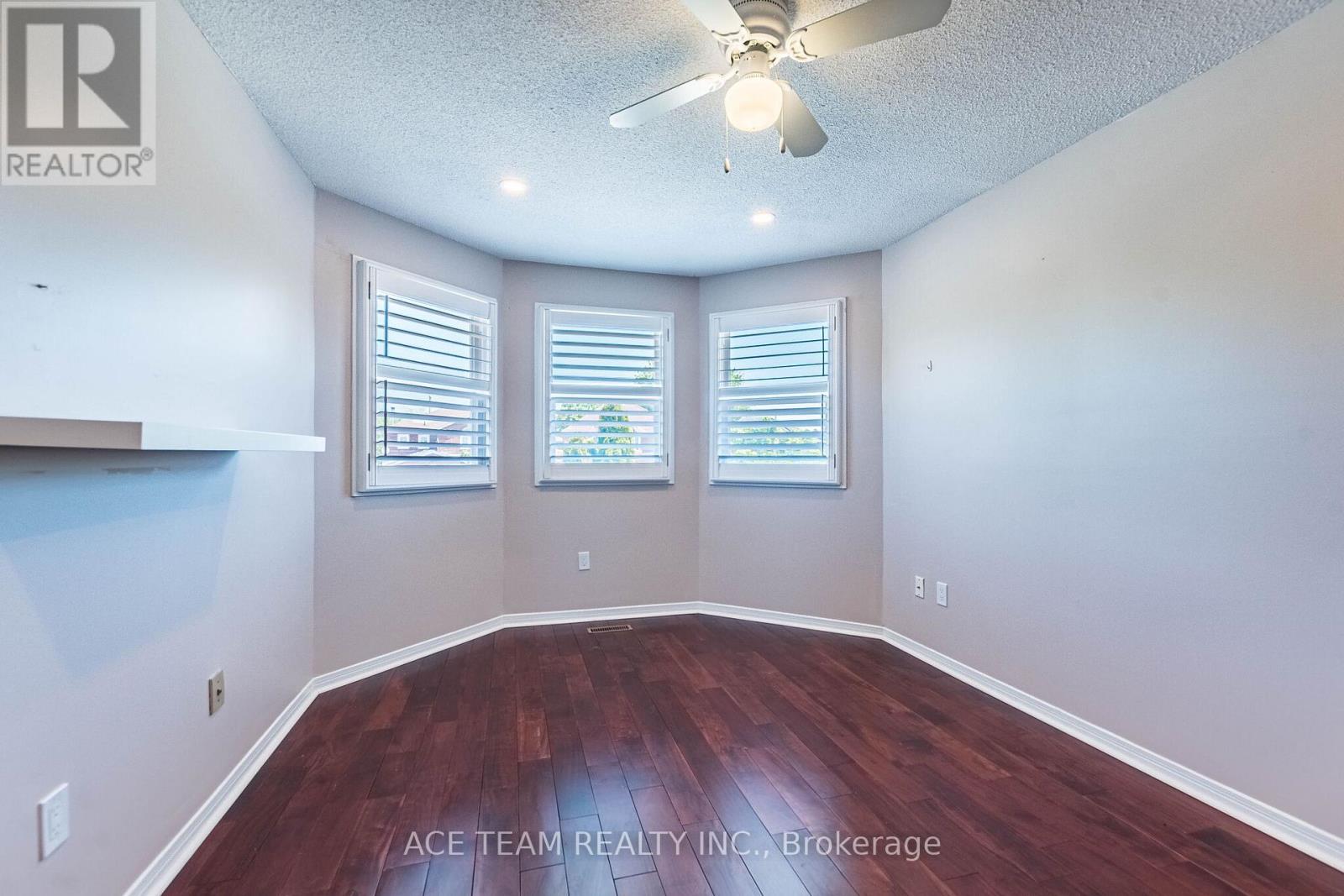 5740 Invergordon Lane, Mississauga, Ontario  L5M 4P8 - Photo 39 - W13169196