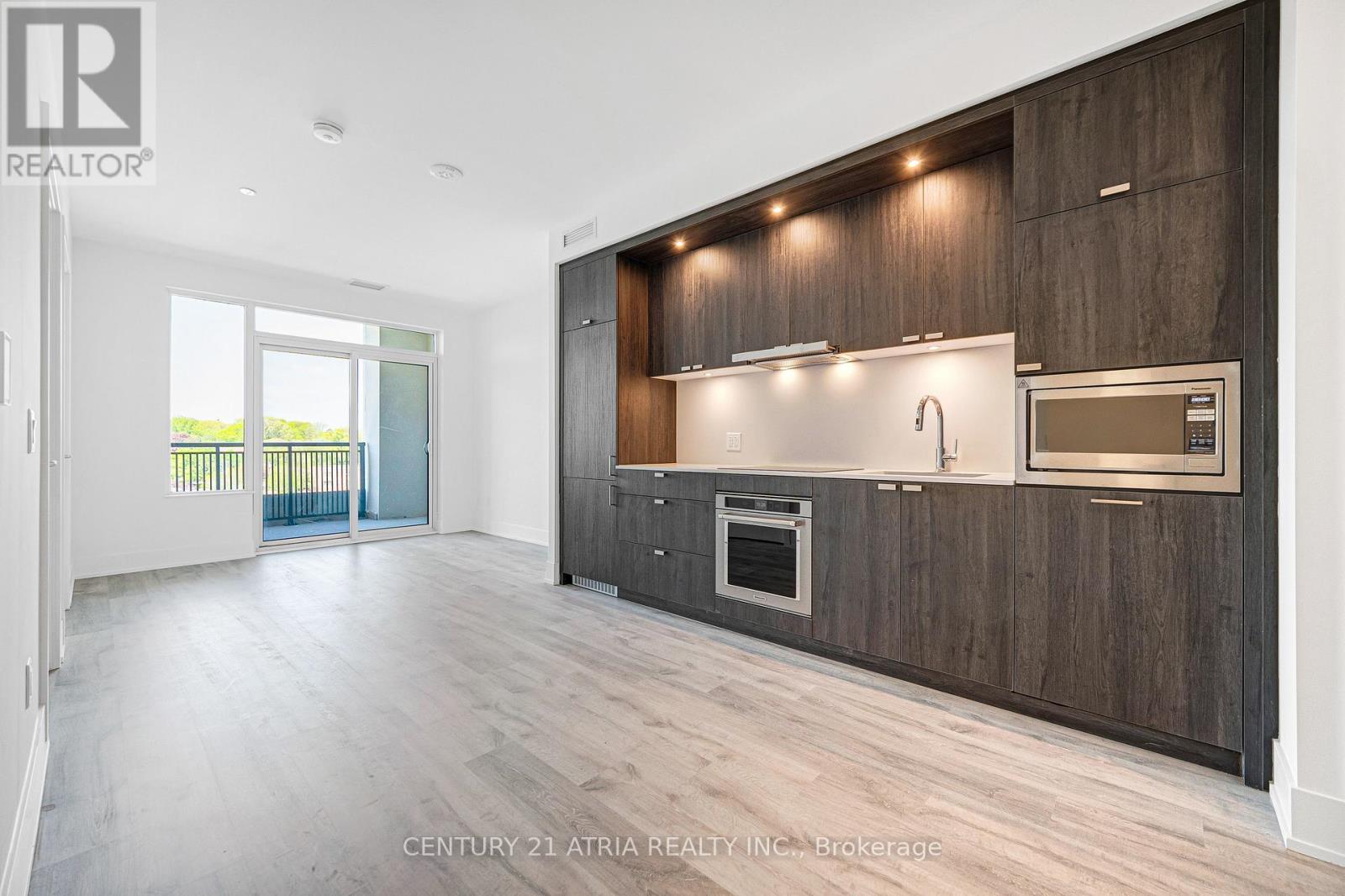712 - 259 The Kingsway, Toronto, Ontario  M9A 0G2 - Photo 2 - W13175222