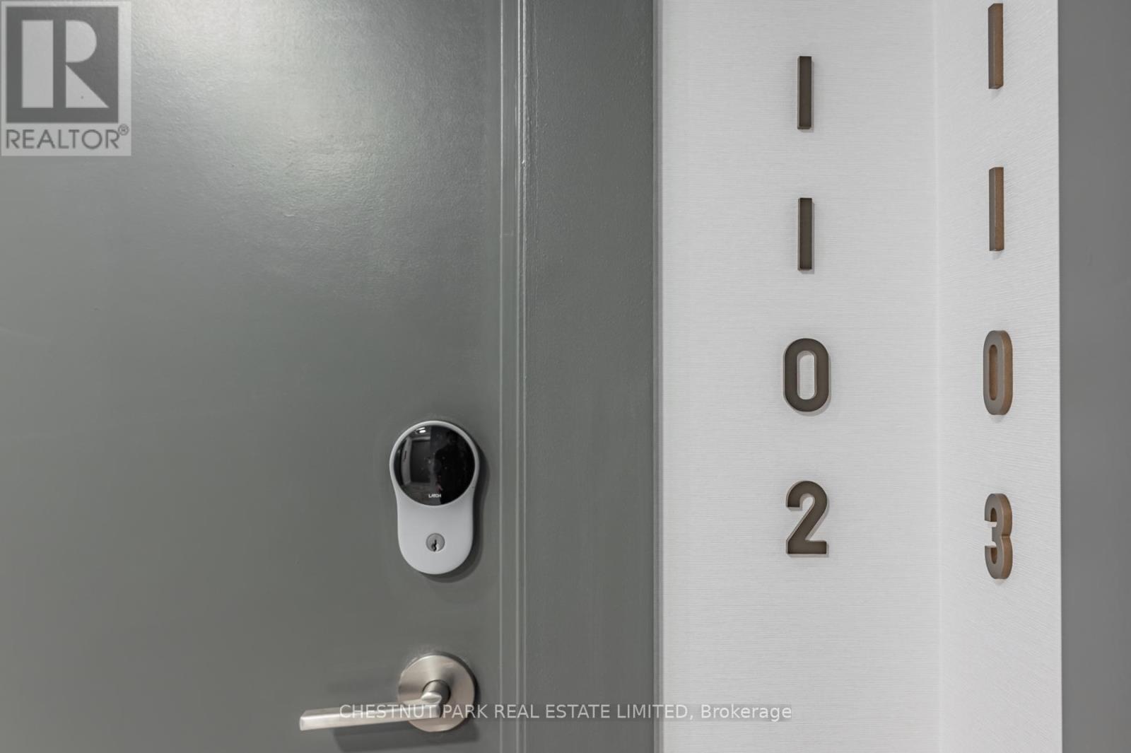 1102 - 9 TECUMSETH STREET, Toronto, Ontario