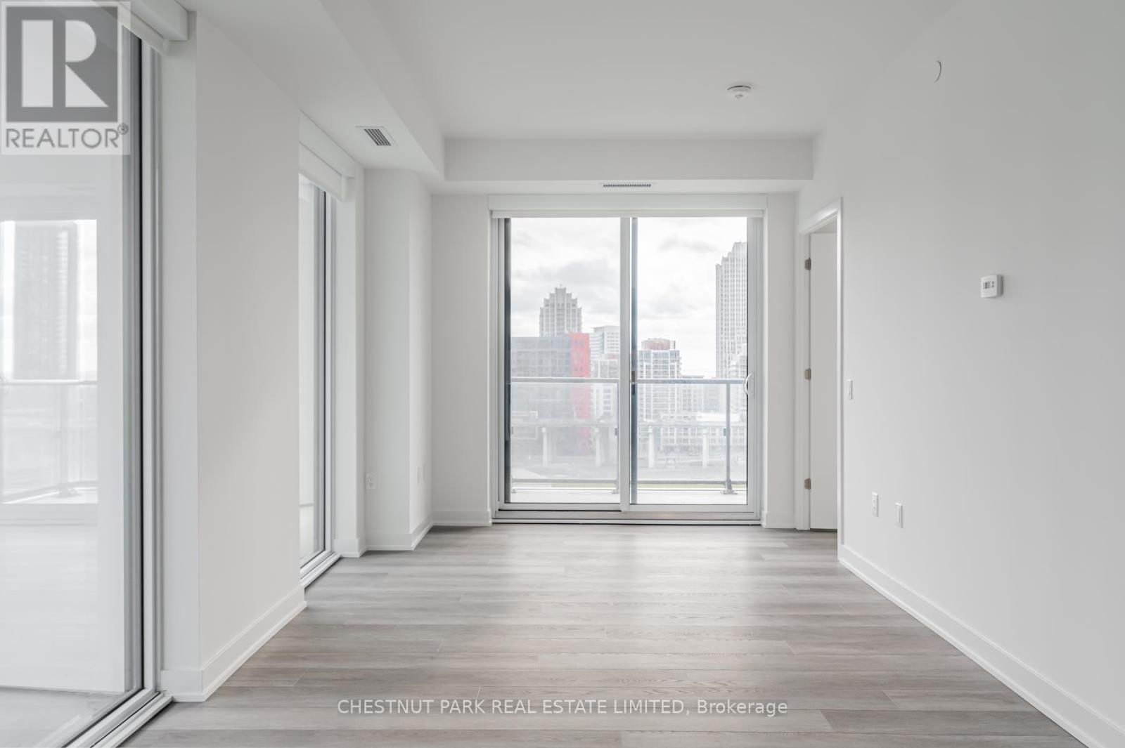1102 - 9 Tecumseth Street, Toronto, Ontario  M5V 0S5 - Photo 12 - C13175448