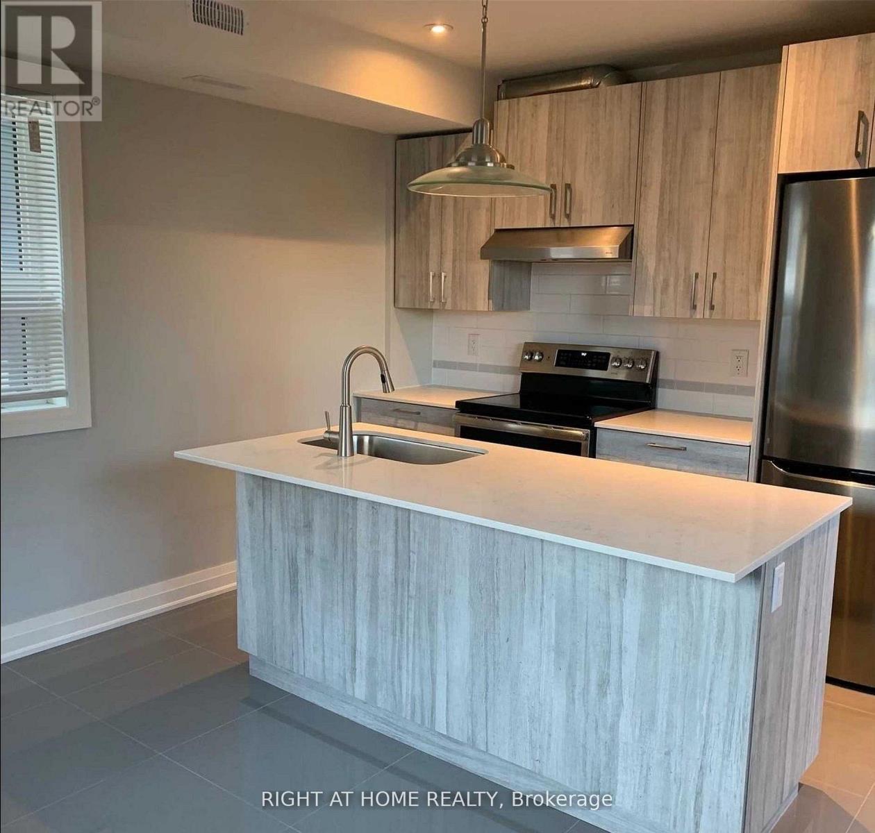 1 - 31 Alma Avenue, Toronto, Ontario  M6J 1N2 - Photo 2 - C13175506