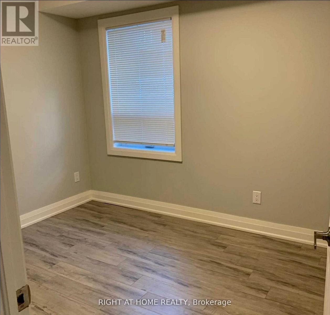 1 - 31 Alma Avenue, Toronto, Ontario  M6J 1N2 - Photo 8 - C13175506