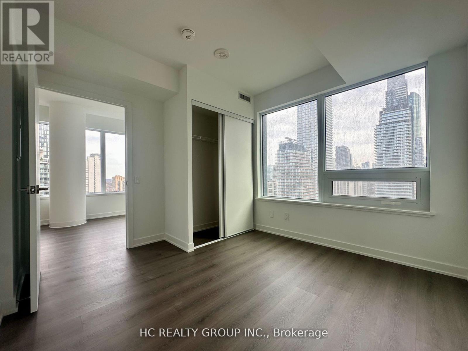 2012 - 8 Wellesley Street W, Toronto, Ontario  M4Y 0J5 - Photo 9 - C13175542