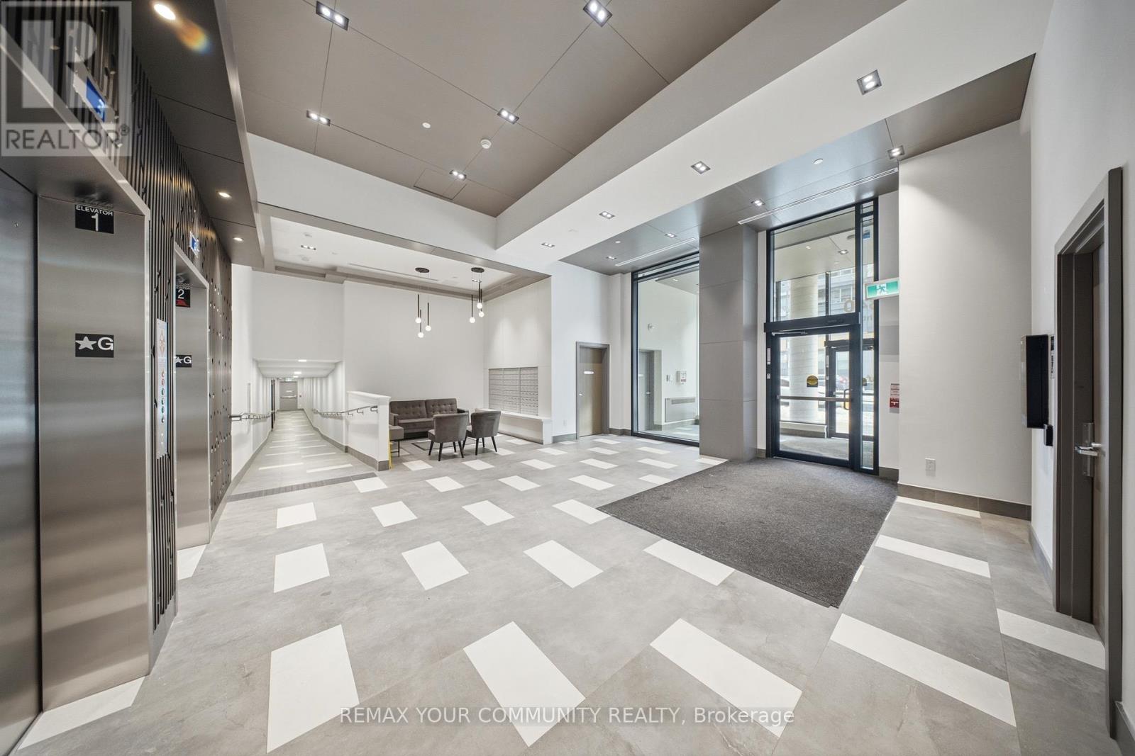 312 - 840 St Clair Avenue W, Toronto, Ontario  M6C 0A4 - Photo 4 - C13175634