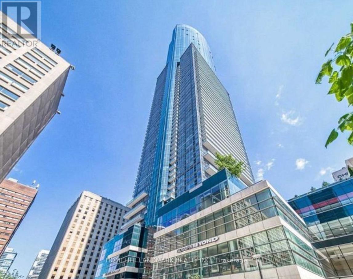 2016 - 386 YONGE STREET, Toronto, Ontario