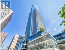 2016 - 386 YONGE STREET, Toronto, Ontario