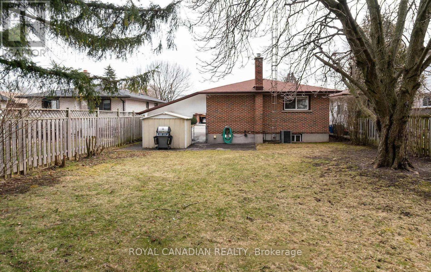 Main - 644 Athol Street E, Oshawa, Ontario  L1H 1M3 - Photo 17 - E13175358