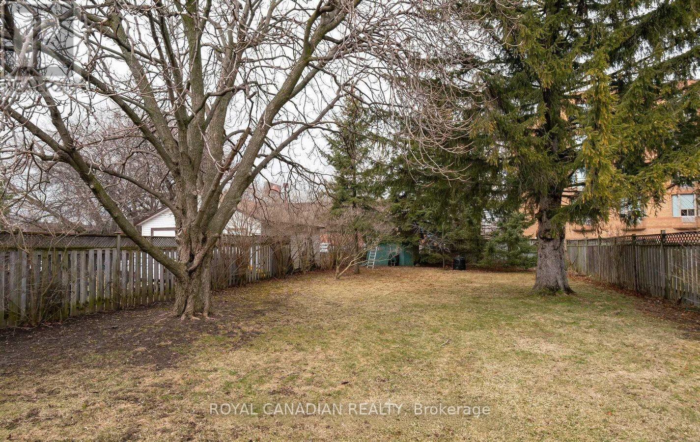 Main - 644 Athol Street E, Oshawa, Ontario  L1H 1M3 - Photo 18 - E13175358