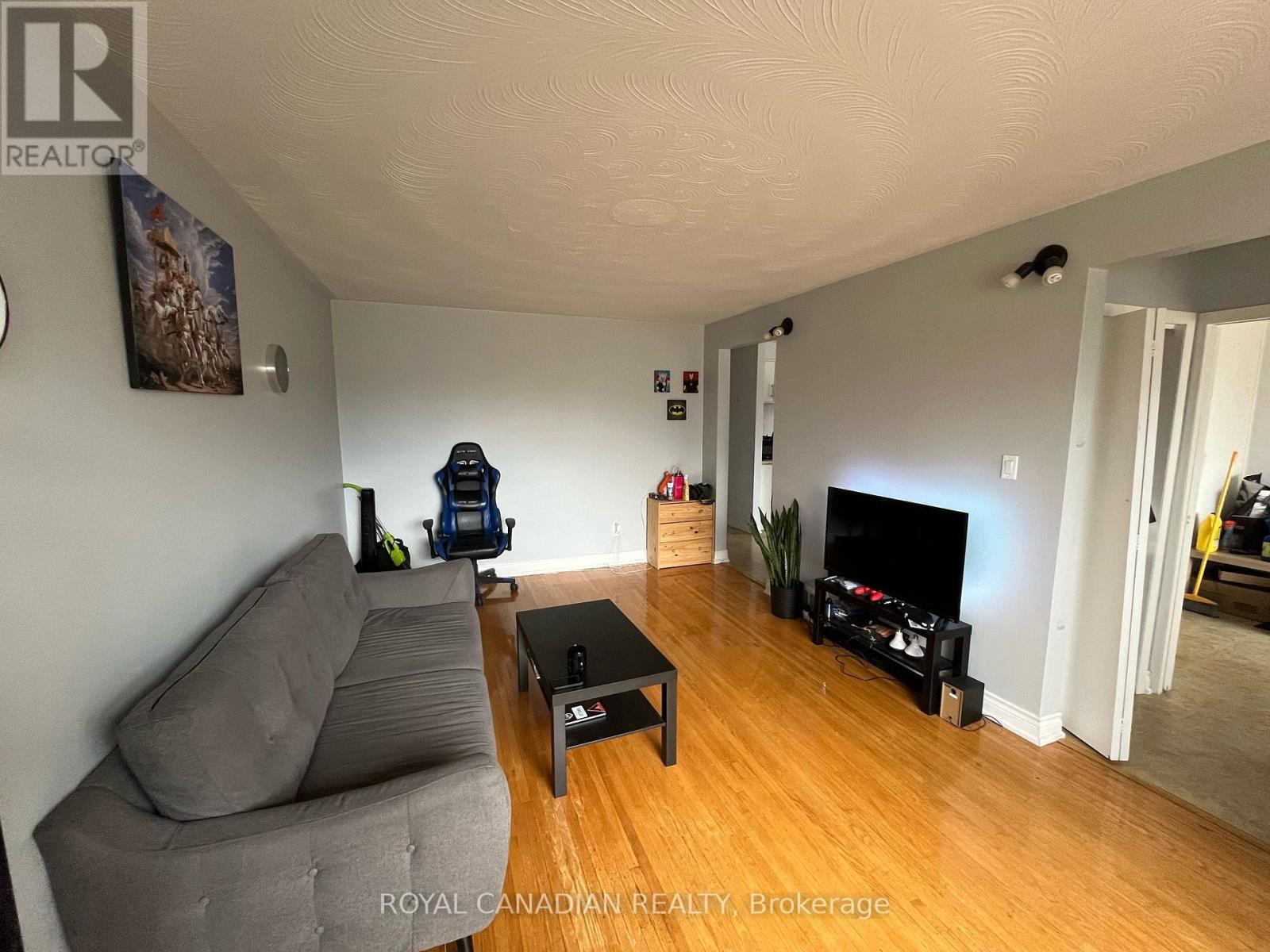 Main - 644 Athol Street E, Oshawa, Ontario  L1H 1M3 - Photo 6 - E13175358
