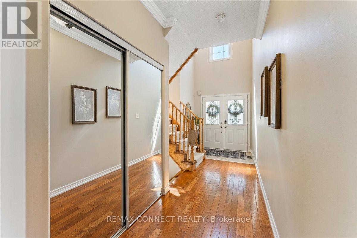67 Cranborne Crescent, Whitby, Ontario  L1M 2M1 - Photo 5 - E13175360
