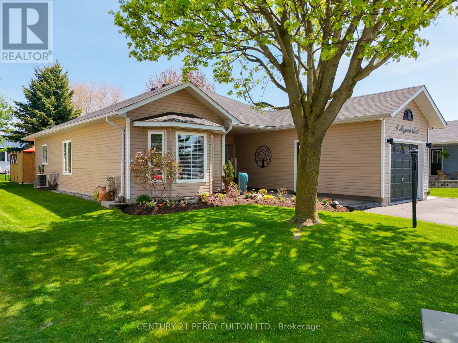 6 Niagara Trail, Clarington, Ontario  L1B 1B9 - Photo 1 - E13175382