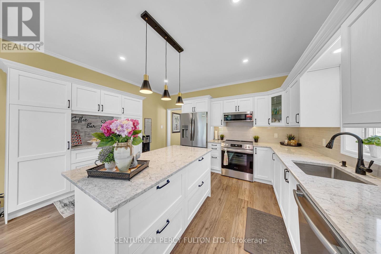 6 Niagara Trail, Clarington, Ontario  L1B 1B9 - Photo 13 - E13175382