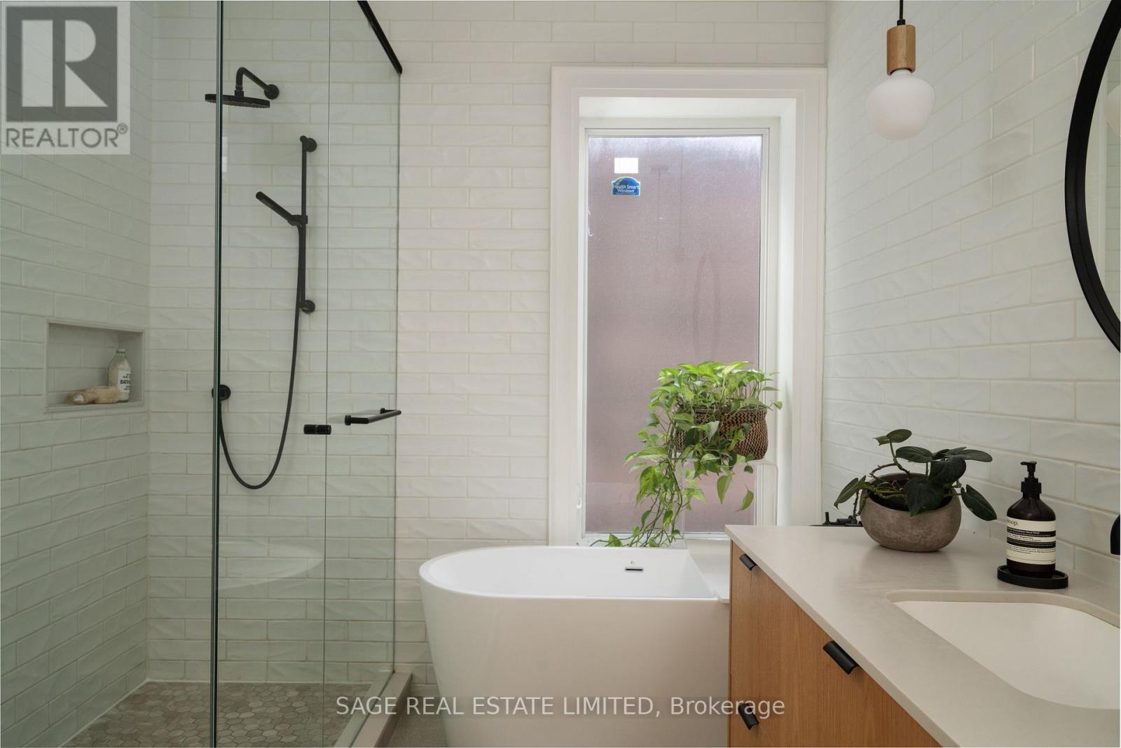 35 Grant Street, Toronto, Ontario  M4M 2H6 - Photo 17 - E13175422