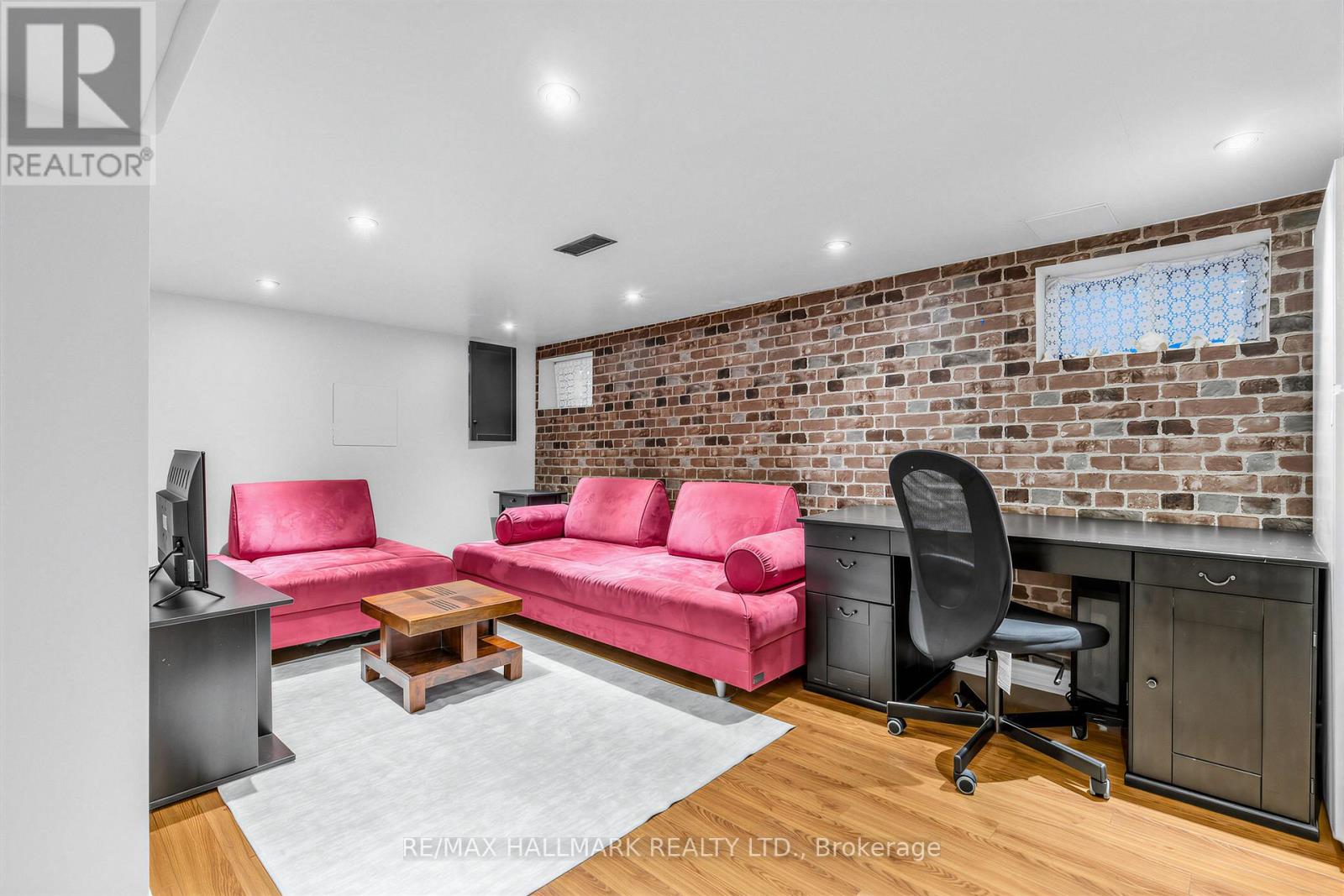 65 Wallington Avenue, Toronto, Ontario  M4C 2N2 - Photo 20 - E13175450