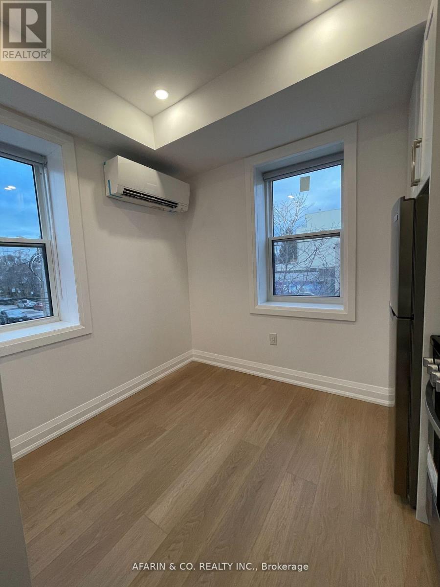 Unit 3 - 79 Cedarvale Avenue, Toronto, Ontario  M4C 4J6 - Photo 4 - E13175502