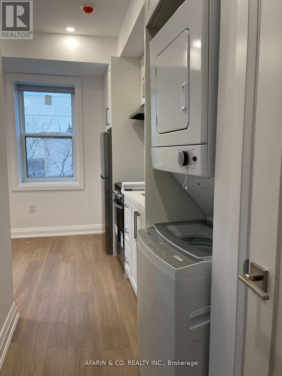 Unit 3 - 79 Cedarvale Avenue, Toronto, Ontario  M4C 4J6 - Photo 6 - E13175502