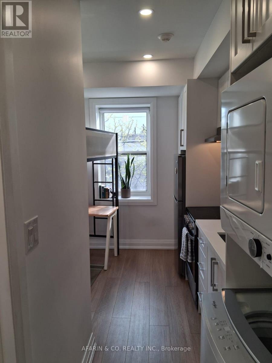 Unit 3 - 79 Cedarvale Avenue, Toronto, Ontario  M4C 4J6 - Photo 7 - E13175502