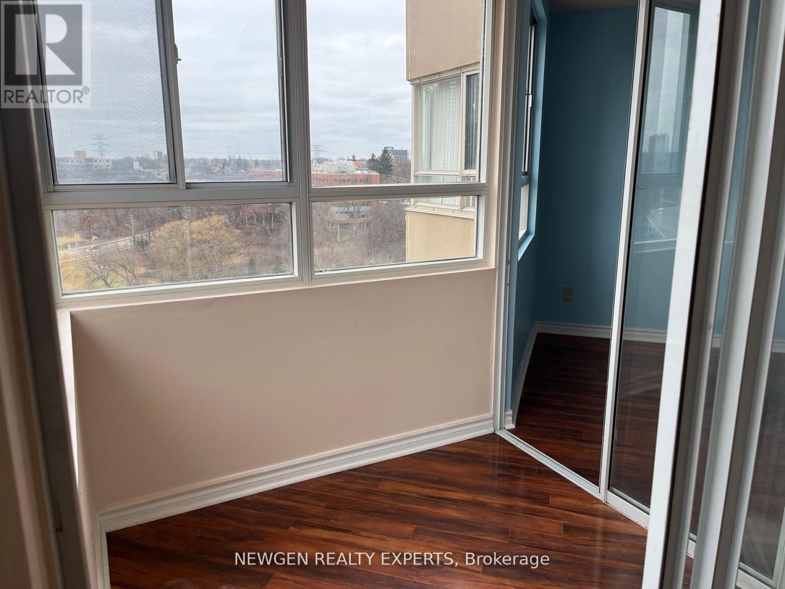 1514 - 4 Park Vista Drive, Toronto, Ontario  M4B 3M8 - Photo 10 - E13175638