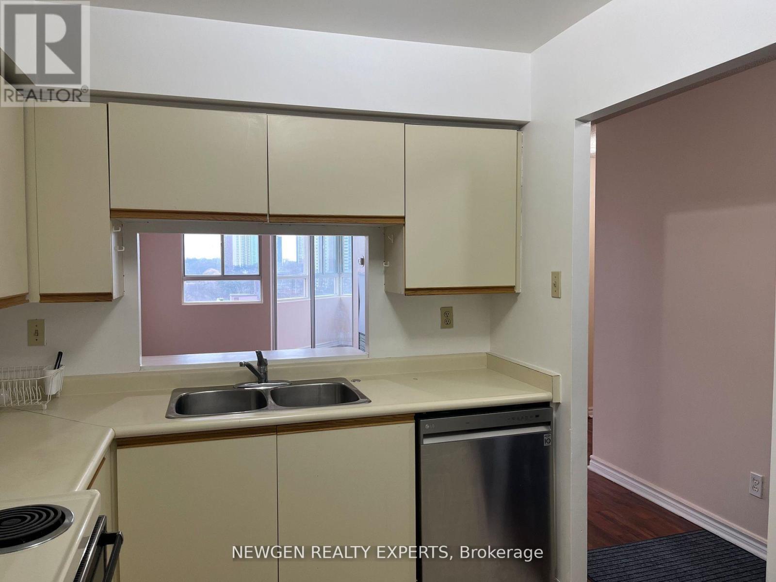 1514 - 4 Park Vista Drive, Toronto, Ontario  M4B 3M8 - Photo 13 - E13175638