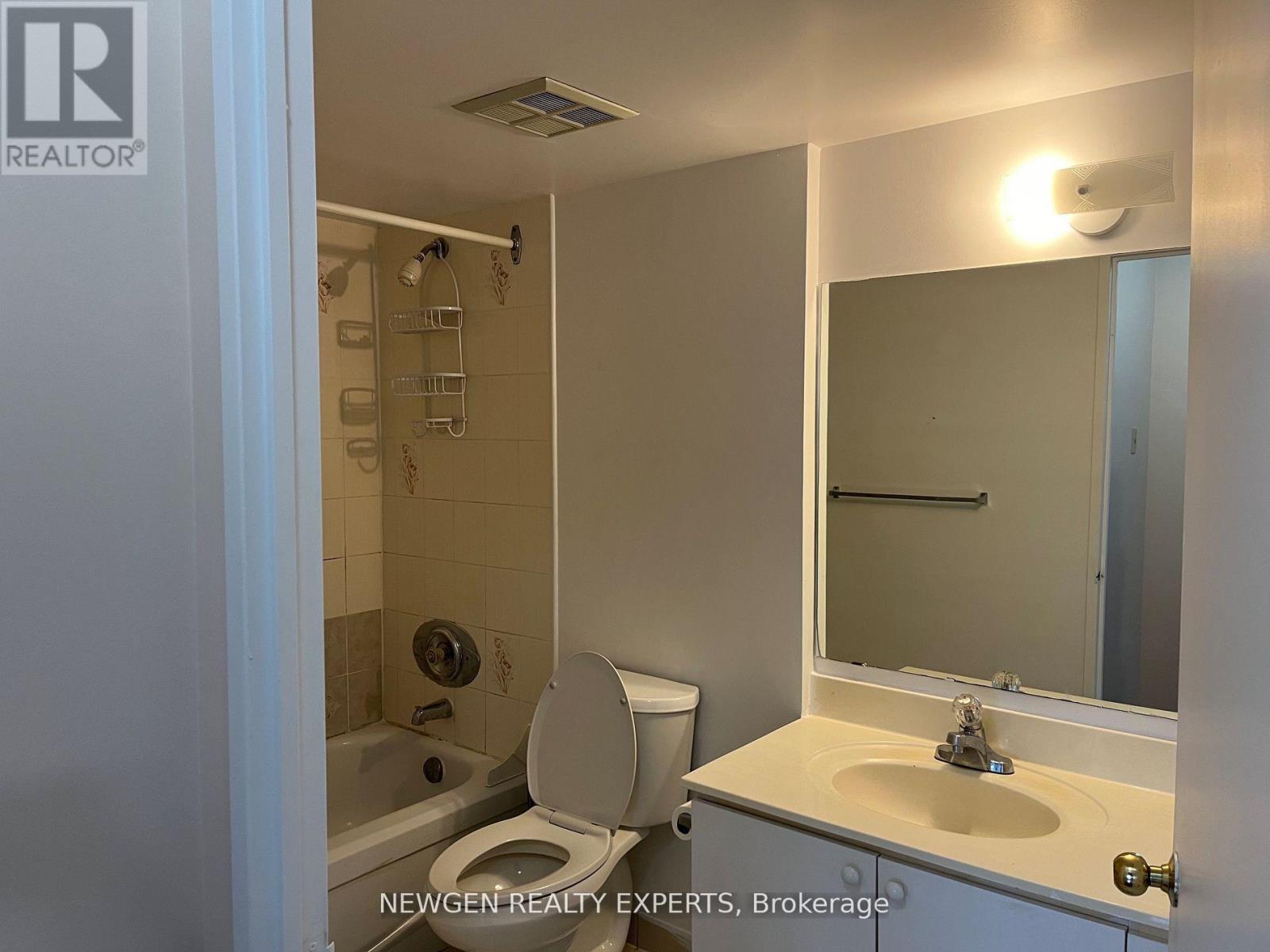 1514 - 4 Park Vista Drive, Toronto, Ontario  M4B 3M8 - Photo 16 - E13175638