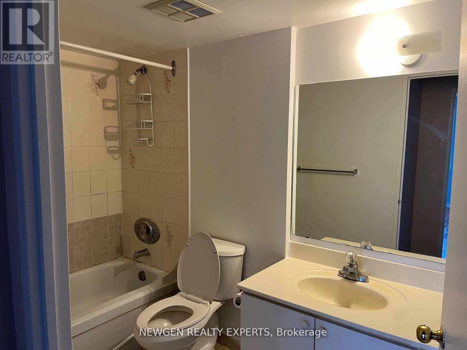 1514 - 4 Park Vista Drive, Toronto, Ontario  M4B 3M8 - Photo 17 - E13175638