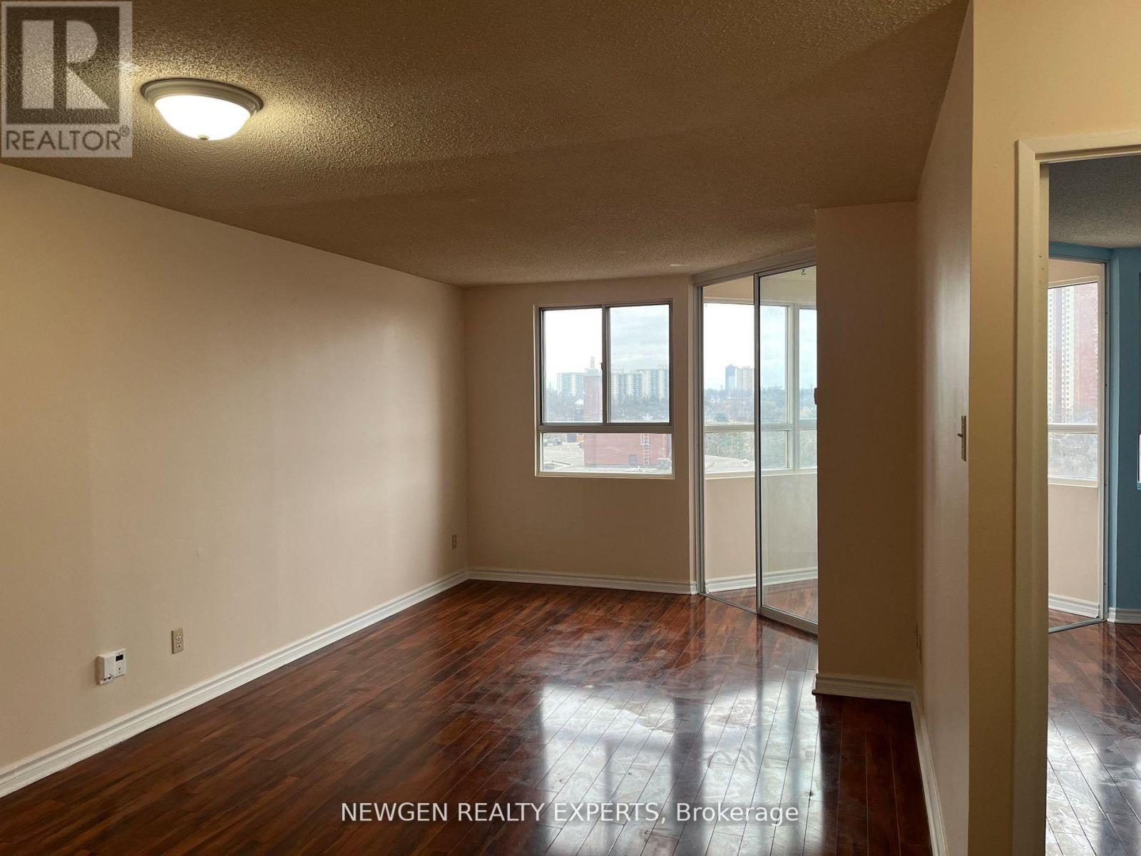 1514 - 4 Park Vista Drive, Toronto, Ontario  M4B 3M8 - Photo 3 - E13175638
