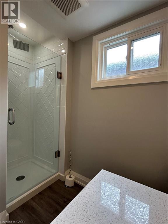 4258 Longmoor Avenue Unit# Lower, Burlington, Ontario  L7L 4Z9 - Photo 9 - 40833478