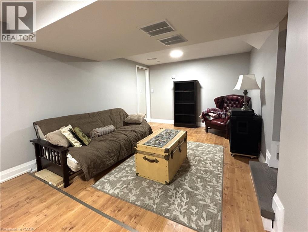 4258 Longmoor Avenue Unit# Lower, Burlington, Ontario  L7L 4Z9 - Photo 11 - 40833478