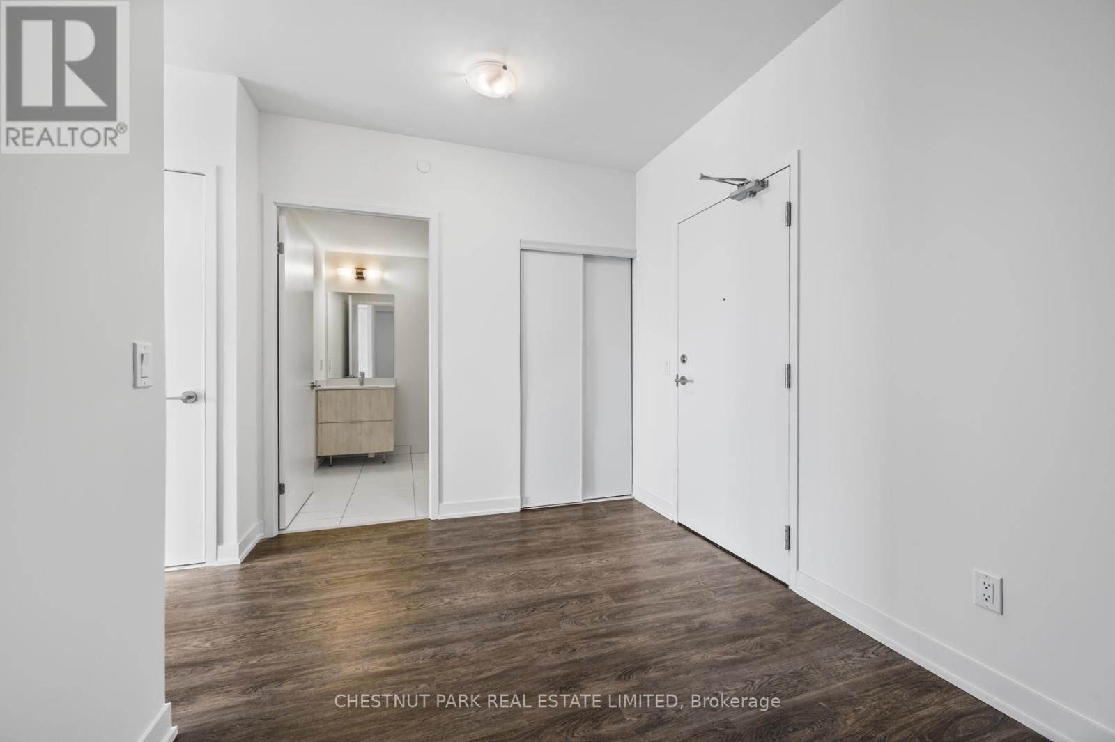 1222 - 2 David Eyer Road, Richmond Hill, Ontario  L4S 0N5 - Photo 5 - N13175478