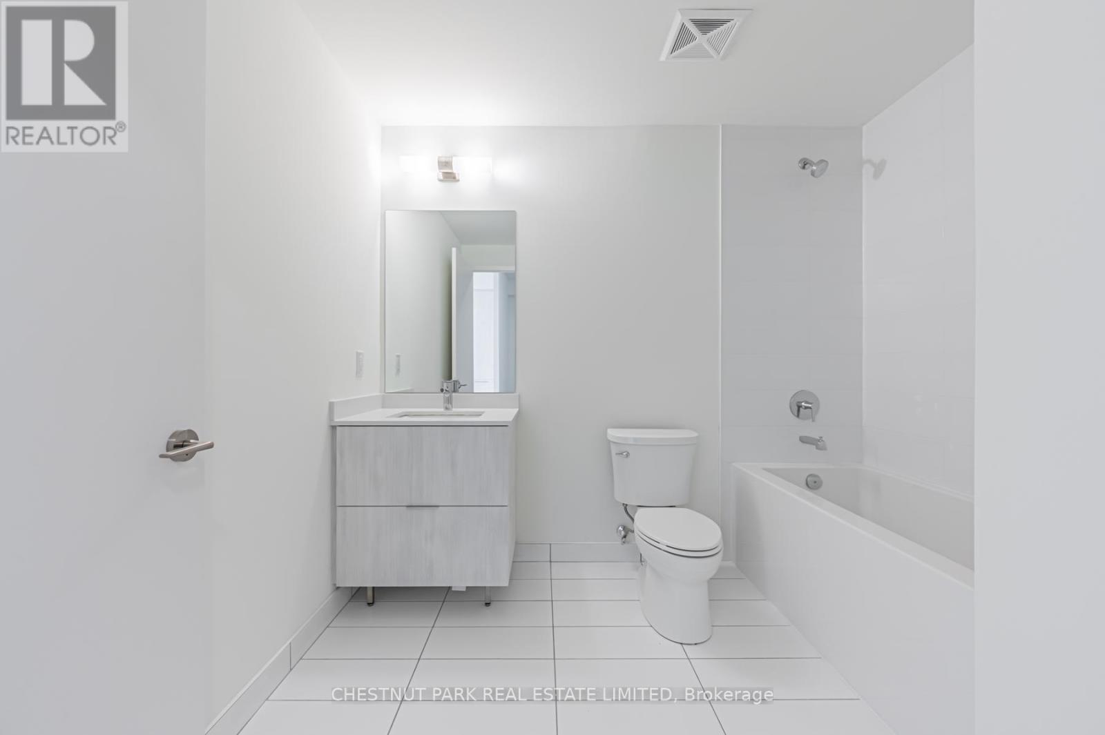 1222 - 2 David Eyer Road, Richmond Hill, Ontario  L4S 0N5 - Photo 6 - N13175478