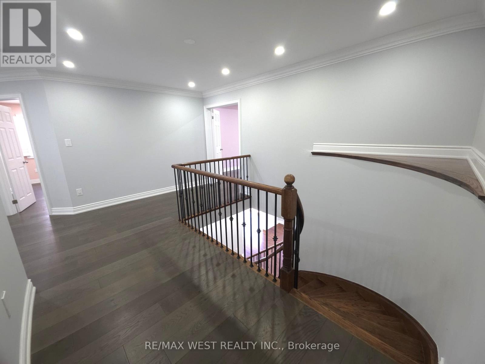 47 Linacre Drive, Richmond Hill, Ontario  L4E 0W2 - Photo 14 - N13175546