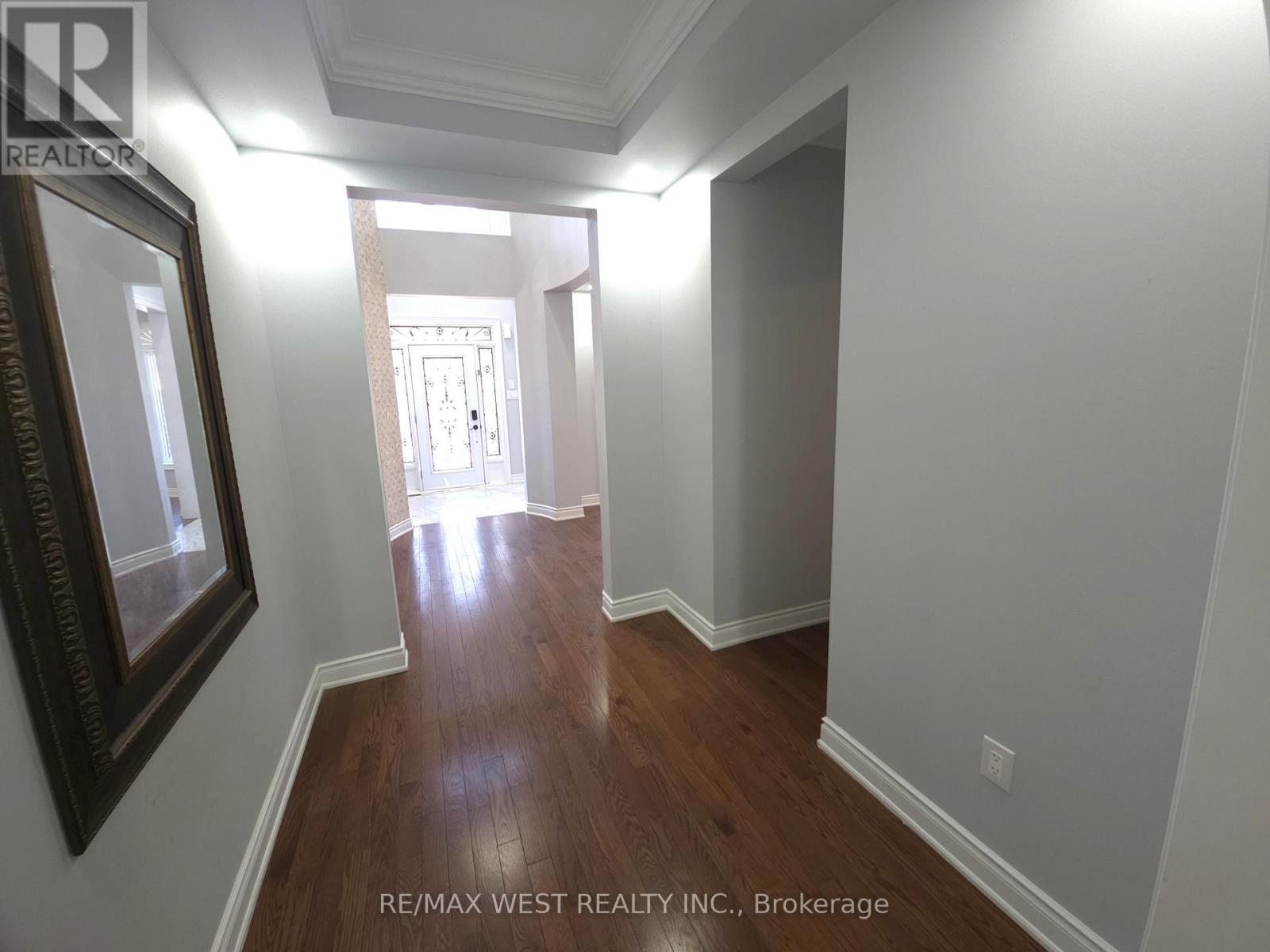 47 Linacre Drive, Richmond Hill, Ontario  L4E 0W2 - Photo 4 - N13175546