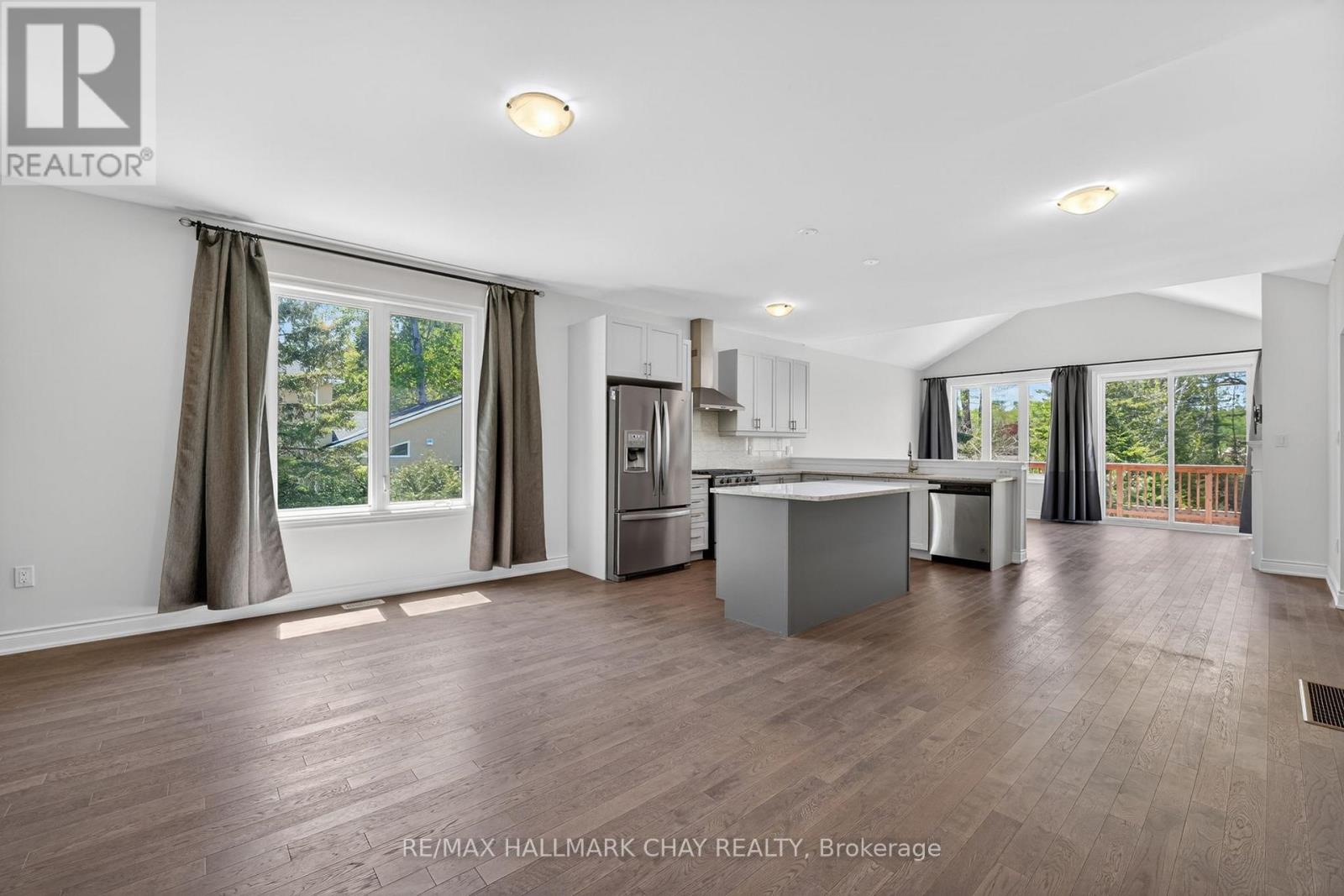 20 62 Street S, Wasaga Beach, Ontario  L9Z 1V4 - Photo 8 - S13175528