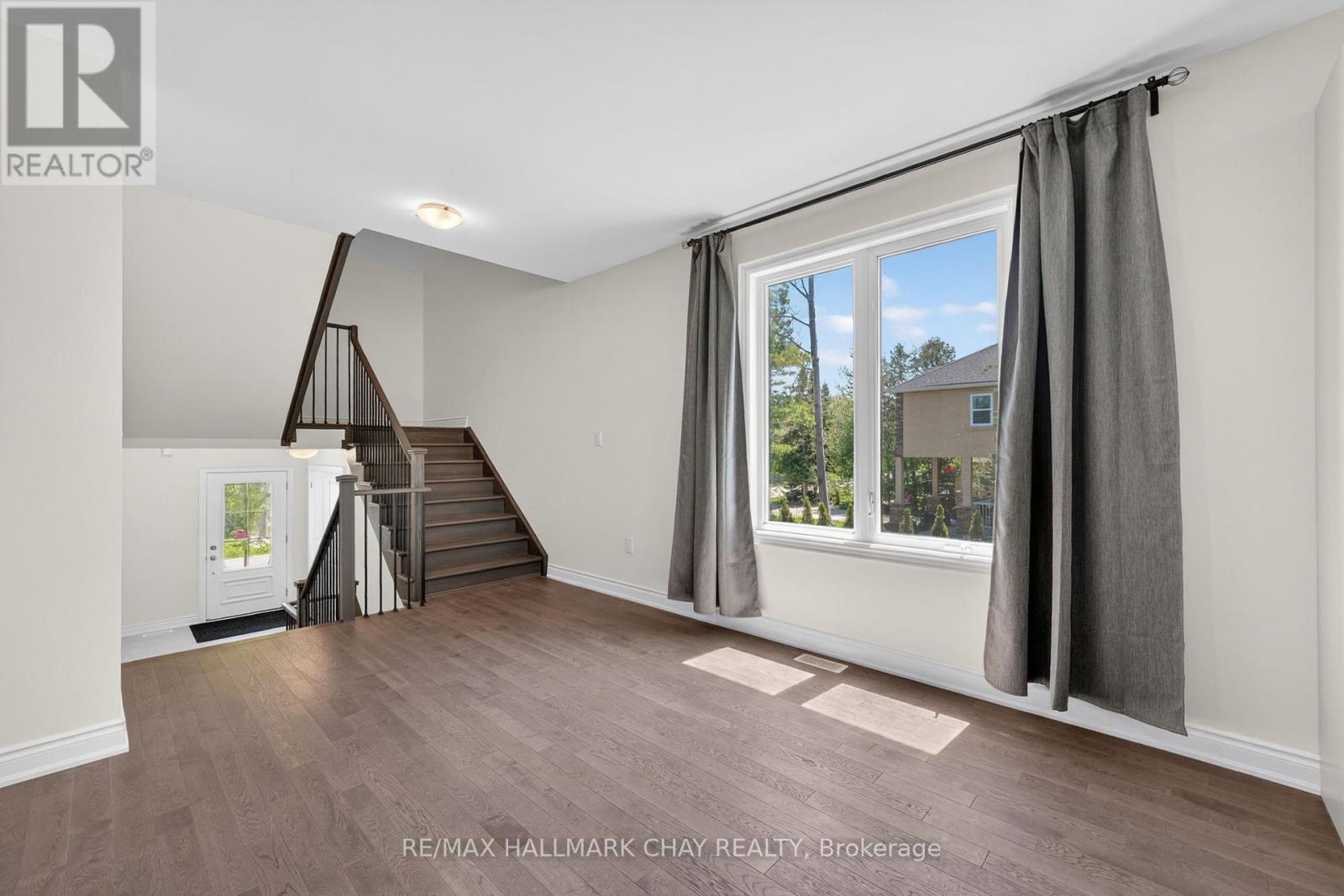 20 62 Street S, Wasaga Beach, Ontario  L9Z 1V4 - Photo 9 - S13175528